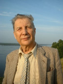 16:50 Известный пианист Андрей Эшпай посетил Мариинский Посад